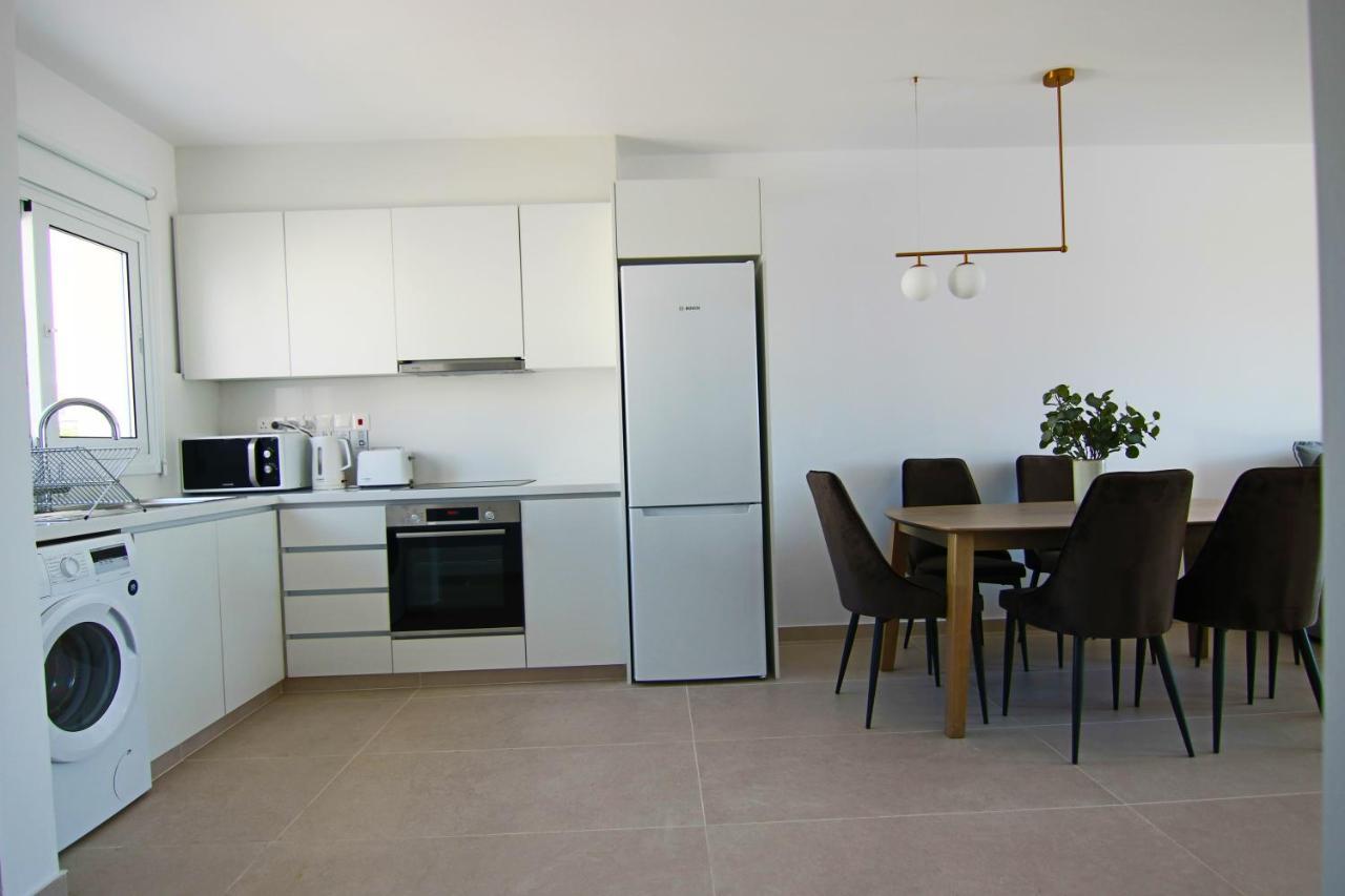 شقة Phaedrus Living: Seaview Luxury Flat Limnaria 151 بافوس المظهر الخارجي الصورة